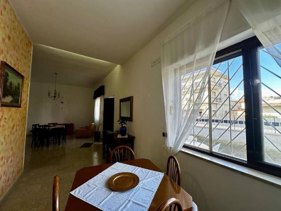Holiday home Casa Via Appia Scauri - Luminosa, Grande A 250 M Dal Mare E Dalla Stazione Ferroviaria Scauri (Lazio)