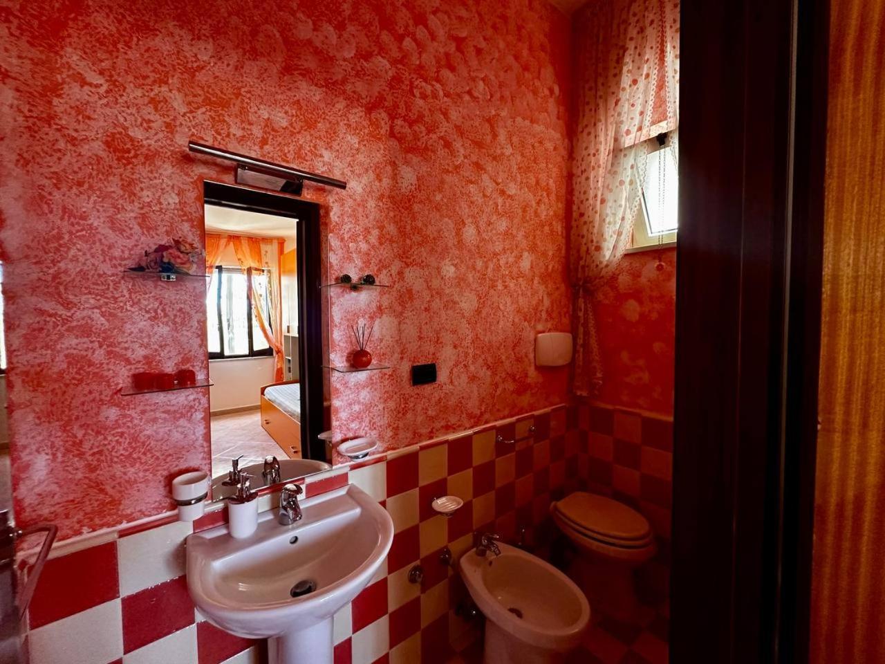 Holiday home Casa Via Appia Scauri - Luminosa, Grande A 250 M Dal Mare E Dalla Stazione Ferroviaria